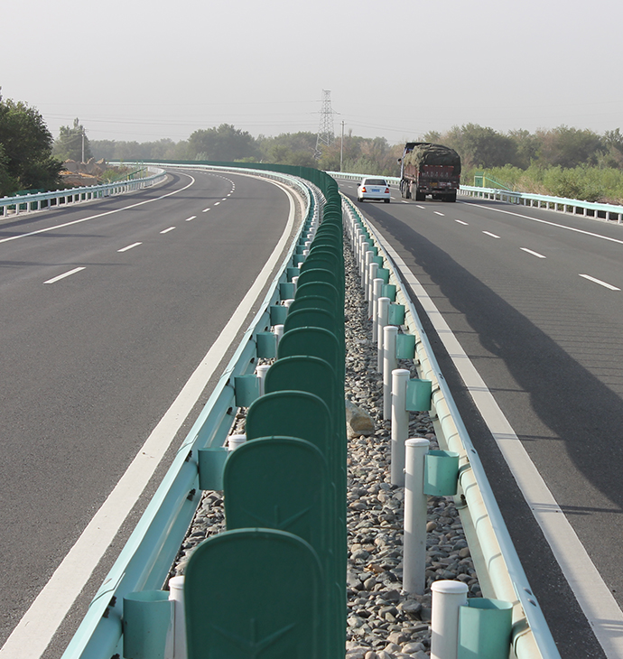 新疆G3012小草湖至和碩段高速公路